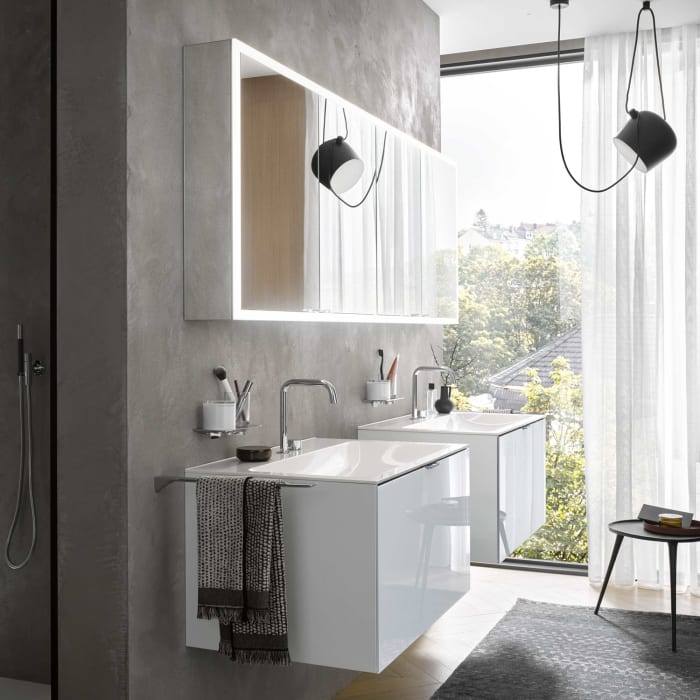 Emco prime Facelift LED-Lichtspiegelschrank 140 cm, 3 Türen, Aufputzmodell