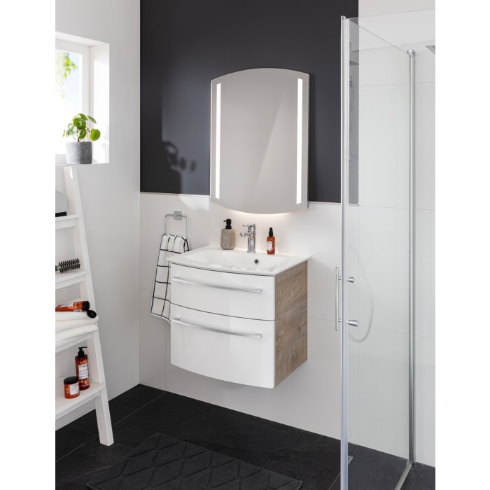 Fackelmann B.style LED Badspiegel in den Maßen 60,5 x 80 cm mit moderner Beleuchtung