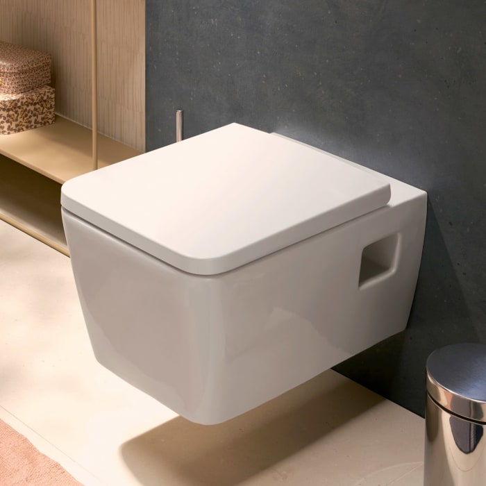 hansgrohe EluPura Original Q Wand WC Set 540 AquaChannel Flush mit WC-Sitz mit SoftClose und QuickRelease