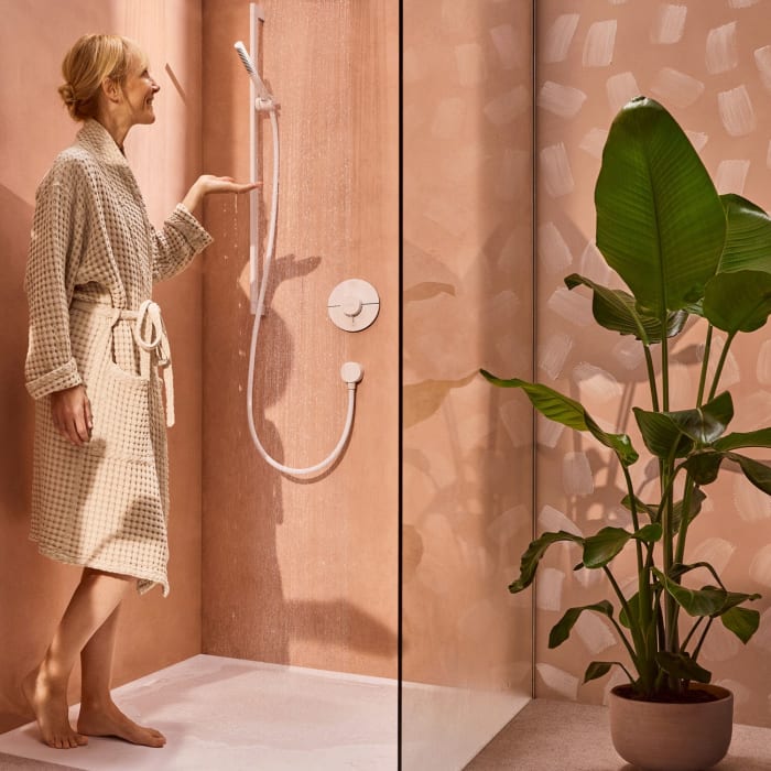 hansgrohe Fixfit S Schlauchanschluss mit Rückflussverhinderer und Kunststoffwinkel