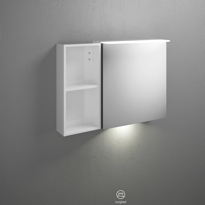 burgbad Badu Spiegelschrank mit LED-Aufsatzleuchte 90 cm, 1 Spiegeltür links, Regal rechts inkl. LED-Waschtischbeleuchtung