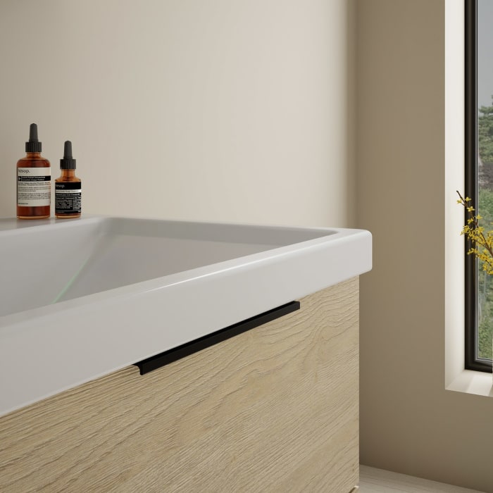 burgbad Eqio Möbelkombination inkl. Keramik-Waschtisch 65 cm, mit Griff G0200