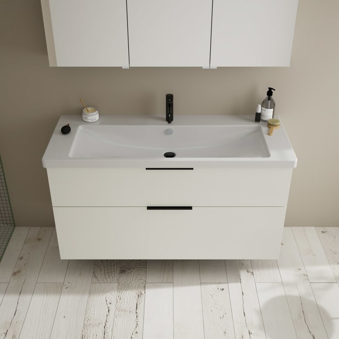 burgbad Eqio Möbelkombination inkl. Keramik-Waschtisch 123 cm, Doppeltür Spiegelschrank rechts, mit Griff G0200 schwarz matt