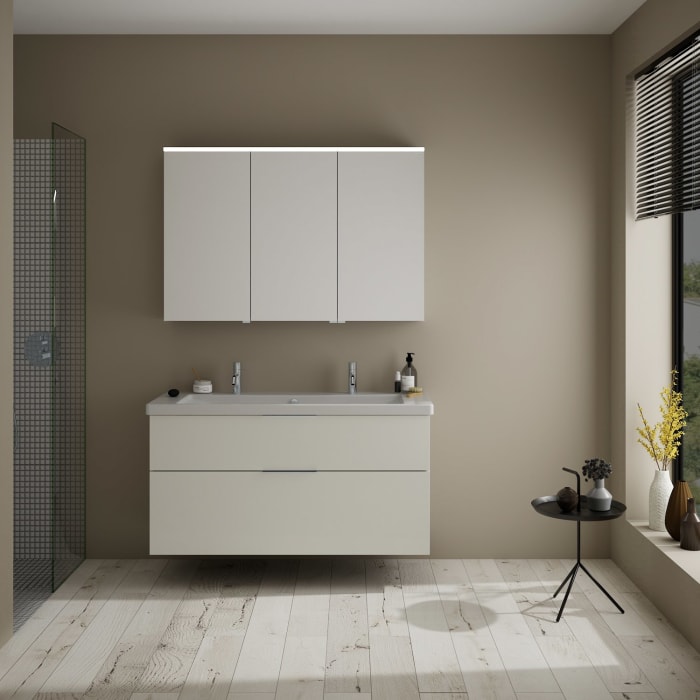 burgbad Eqio Möbelkombination inkl. Keramik-Doppelwaschtisch 123 cm rechts, mit Griff G0146