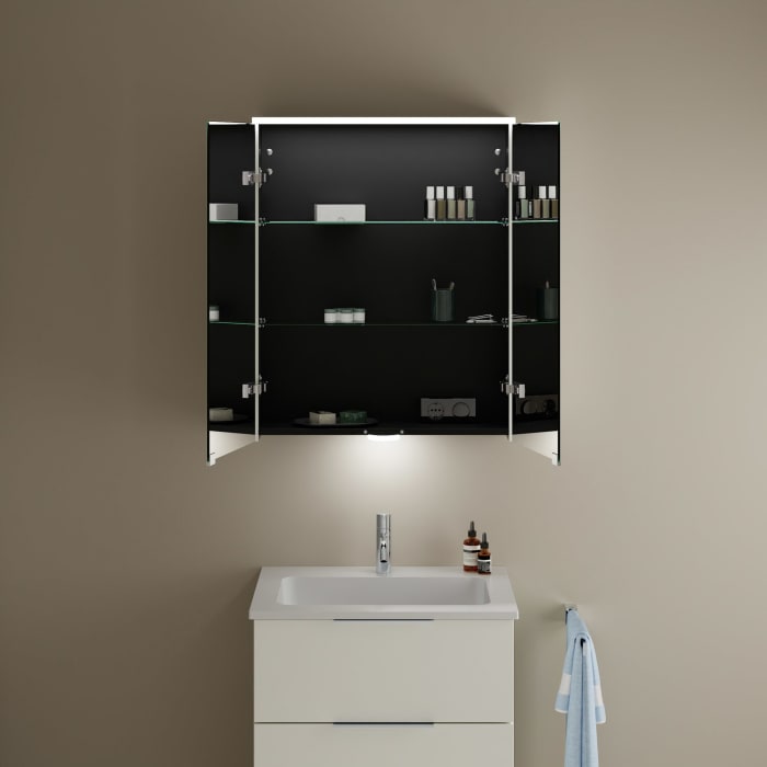 burgbad Eqio Spiegelschrank mit LED-Aufsatzleuchte und LED-Waschtischbeleuchtung 65 cm