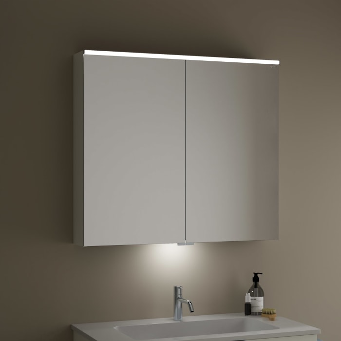 burgbad Eqio Spiegelschrank mit LED-Aufsatzleuchte und LED-Waschtischbeleuchtung 90 cm