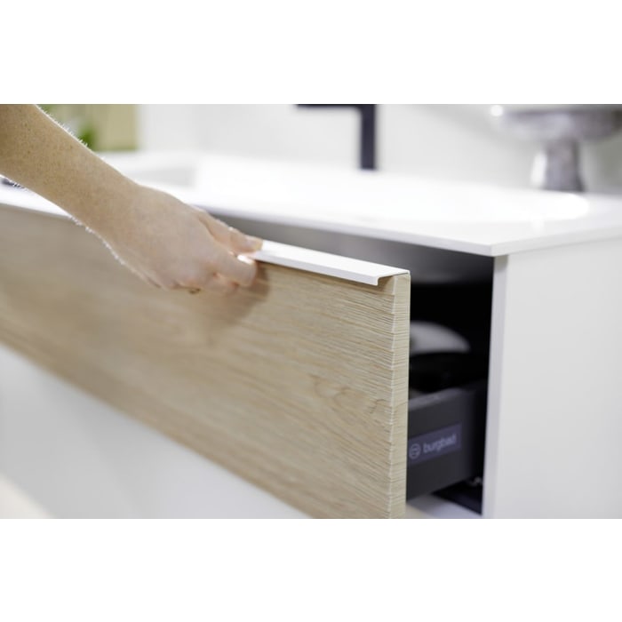 burgbad Fiumo Mineralguss-Waschtisch mit Unterschrank 102 cm, mit Griff G0223, oben mit Plissée-Struktur