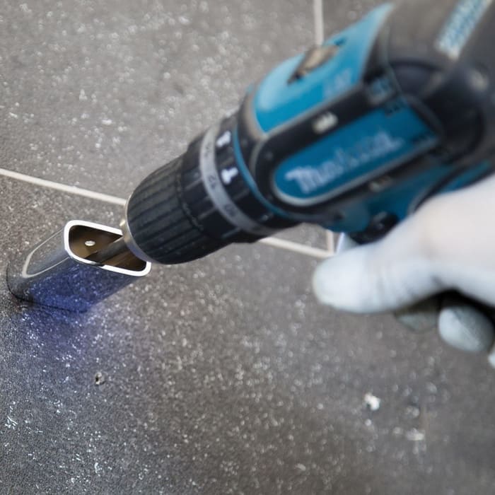 HÜPPE Montage für Nischenlösung, freistehende Trennwände, Badewannenmodelle