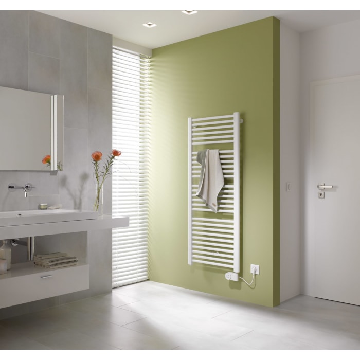 Kermi Basic-E gerade Badheizkörper 74,9 x 3,5 x 144,8 cm inkl. Elektro-Set FKS rechts