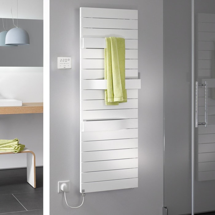 Kermi Tabeo-E Badheizkörper 60 x 10,1 x 175,7 cm inkl. Elektro-Set WRS links