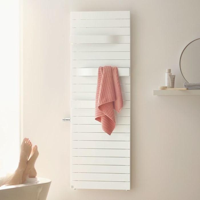 Kermi Tabeo-V Badheizkörper 50 x 10,1 x 175,7 cm Thermostatkopf seitlich links