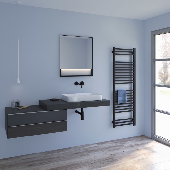 Kronenbach Cube E Elektro-Badheizkörper 50 x 151 cm Heizpatrone rechts