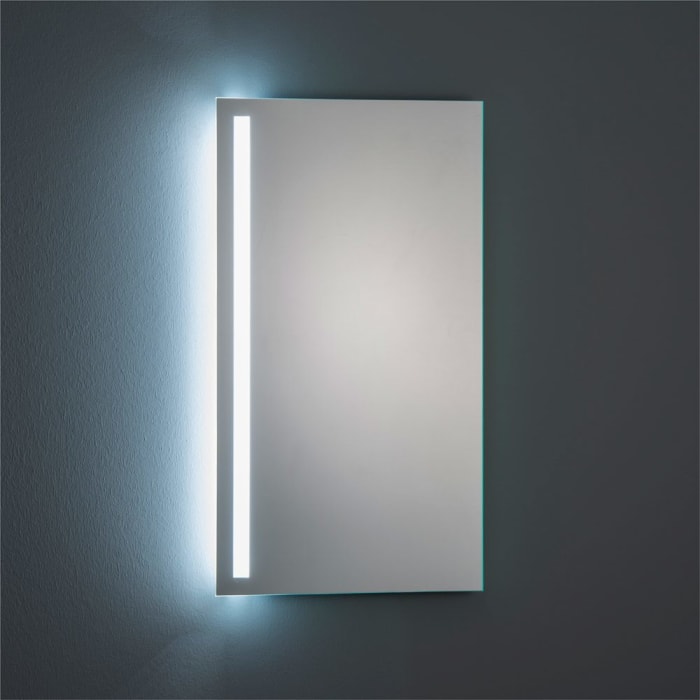 SKY LED Badspiegel 45 x 80 cm mit satiniertem Lichtausschnitt links aus der Megabad Profi Collection