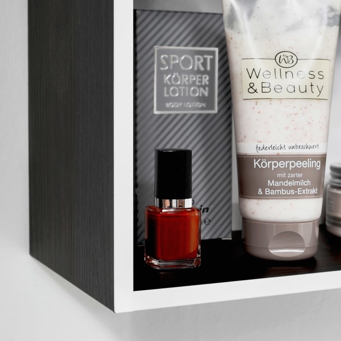 Pelipal Balto Spiegelschrank 120 x 17 x 70,3 cm mit Vitrine rechts, LED Aufsatzleuchte 90 cm in schwarz matt