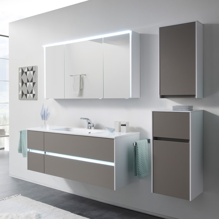 Pelipal Serie 6010 Spiegelschrank 134 x 17,6 x 70,9 cm mit LED-Lichtkranz