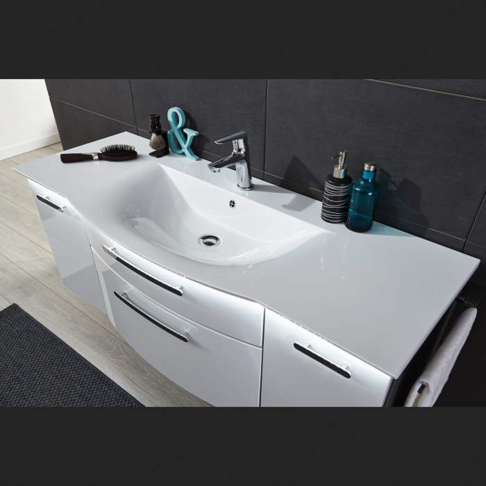 Puris Linea Waschtisch mit Unterschrank 131,2 cm mit LED-Beleuchtung, Griff 320