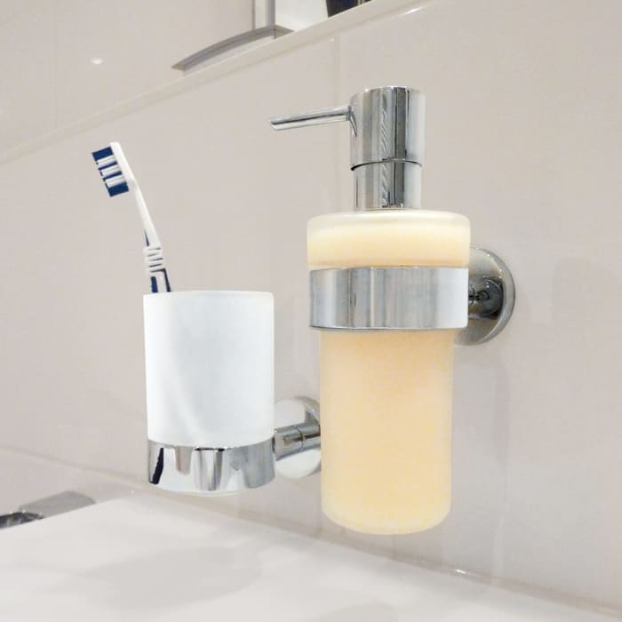 Bravat Varuna Glashalter