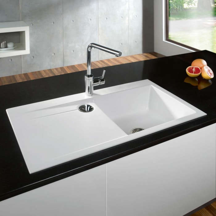 Systemceram Keradomo Stema 90 Einbauspüle rechts mit Handbetätigung, inkl. Armaturbohrung