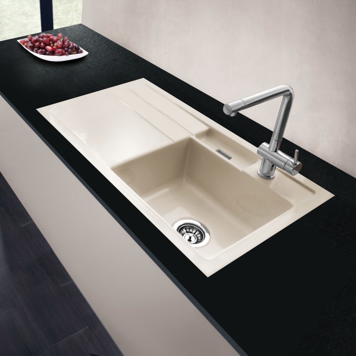 Systemceram Keradomo Bela 100 F Spüle rechts für flächenbündigen Einbau mit Handbetätigung, inkl. Armaturbohrung