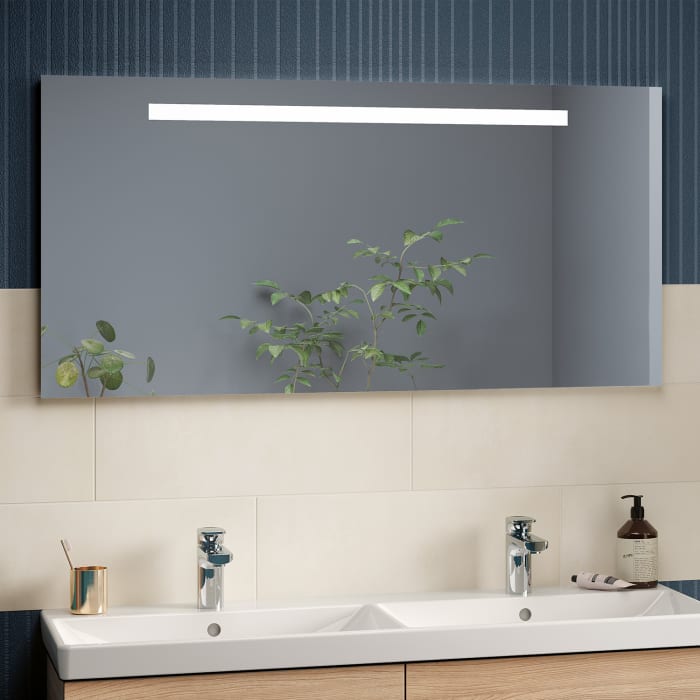 Villeroy & Boch Badspiegel More To See One mit LED-Beleuchtung in den Maßen 130 x 60 cm