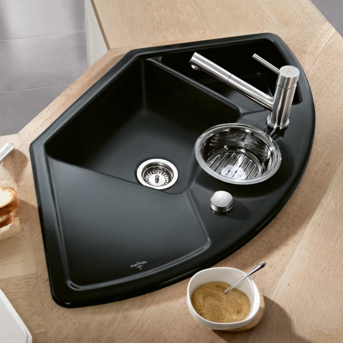 Villeroy & Boch Solo Eck-Einbauspüle, Ablaufgarnitur mit Excenterbetätigung