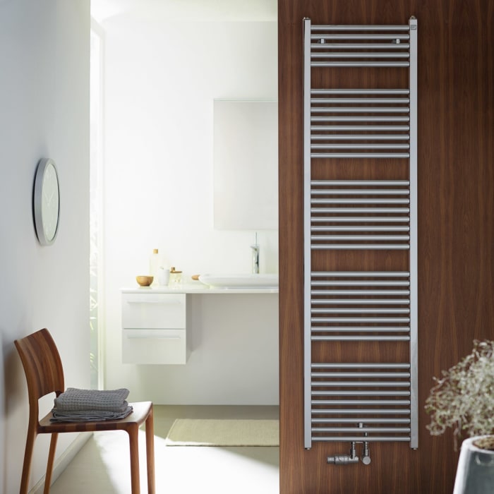 Zehnder Zeno ZNC-120-045-05 Badheizkörper 45 x 118,4 cm mit Mittelanschluss