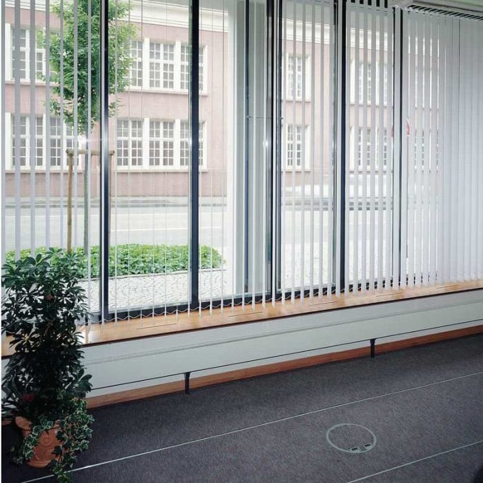 Zehnder Radiavector RV322/1 220 x 14 x 19,5 cm mit Strahlungsschirm und Anschluss 7610