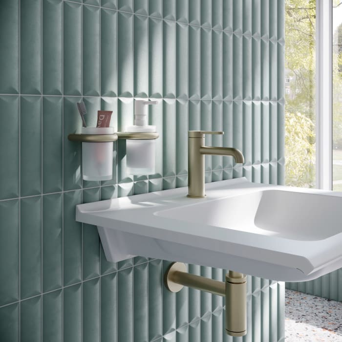 HEWI Serie 480 Glasbecher mit Halter