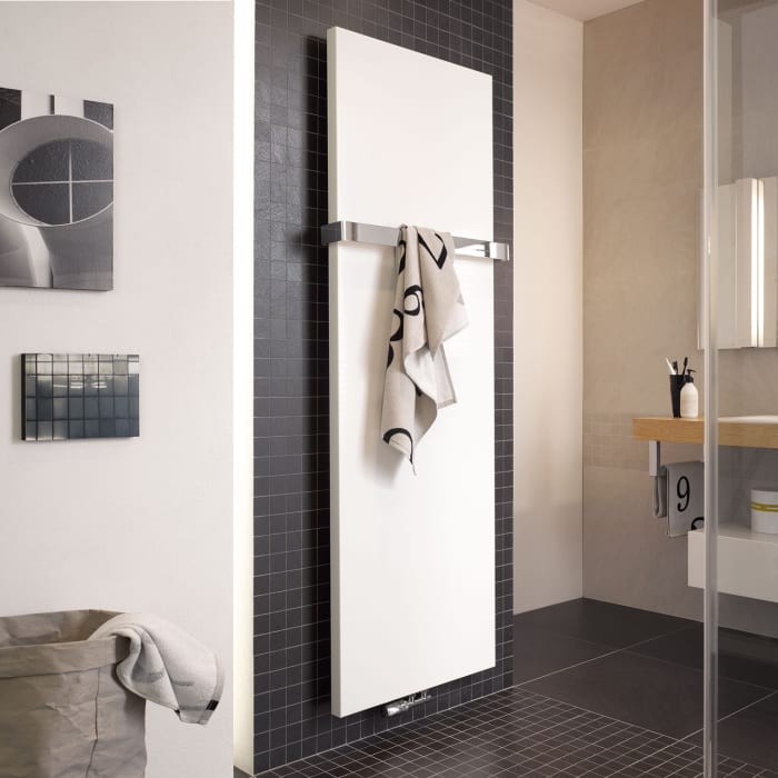 HSK Badheizkörper Atelier Line 45,6 x 180,6 cm Mittelanschluss