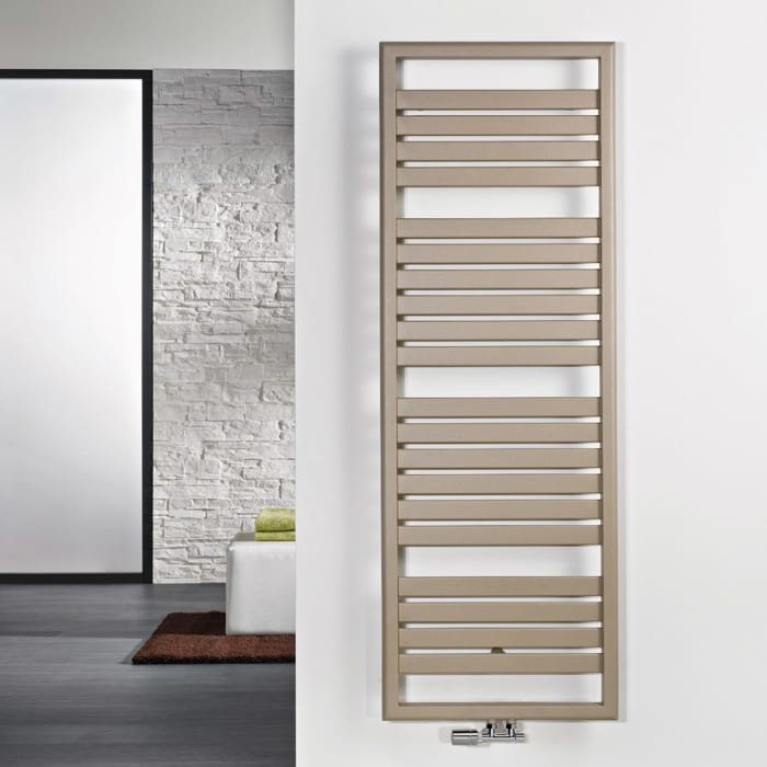 HSK Badheizkörper Image 60 x 172 cm, Mittelanschluss, Antikorrosionsschutzschicht