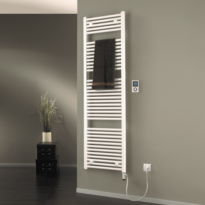 HSK Line Designheizkörper 60 x 157,5 cm werkseitig befüllt, Anschluss rechts unten