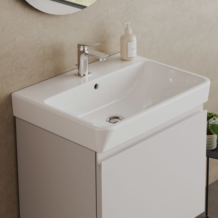 Ideal Standard i.life B Waschtisch 55 cm, 1 Hahnloch, mit Überlauf und Ideal Plus