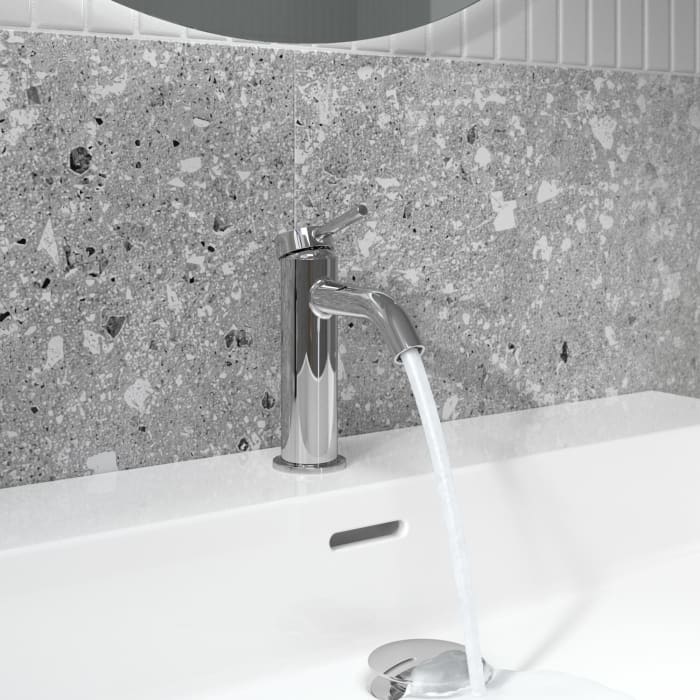 Ideal Standard Lastani Waschtisch mit Unterschrank und Waschtischarmatur 81,5 cm