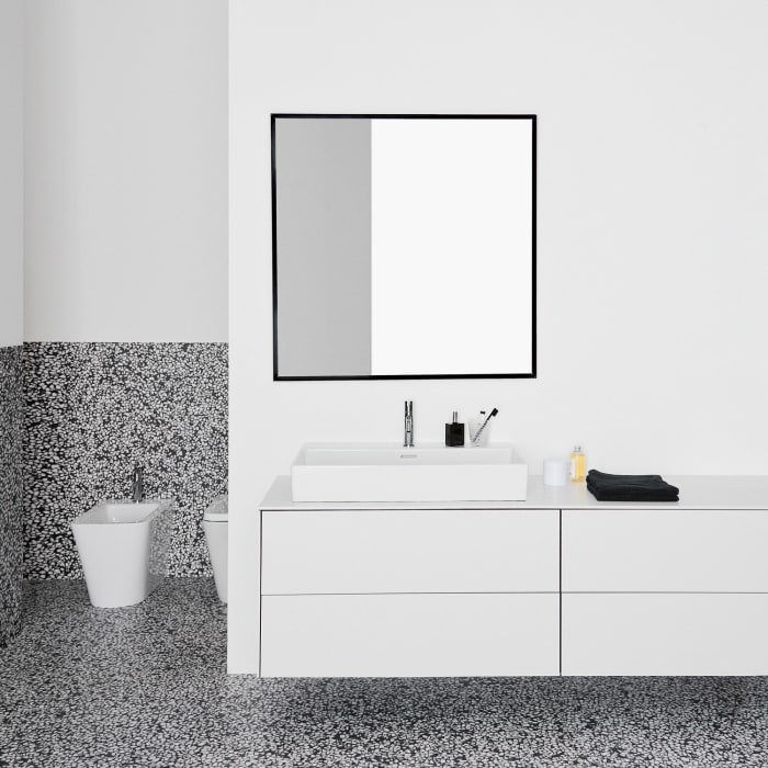 Ideal Standard Badspiegel Conca quadratisch 100 cm mit Beleuchtung und schwarzem Rahmen