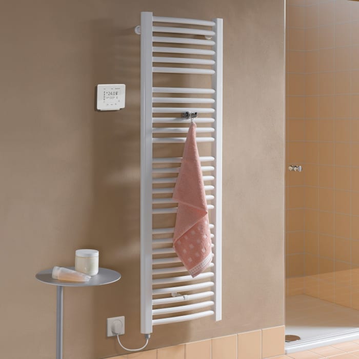 Kermi Basic R-E gebogen Badheizkörper 74,9 x 7 x 80,4 cm, mit Elektro-Set WRX links