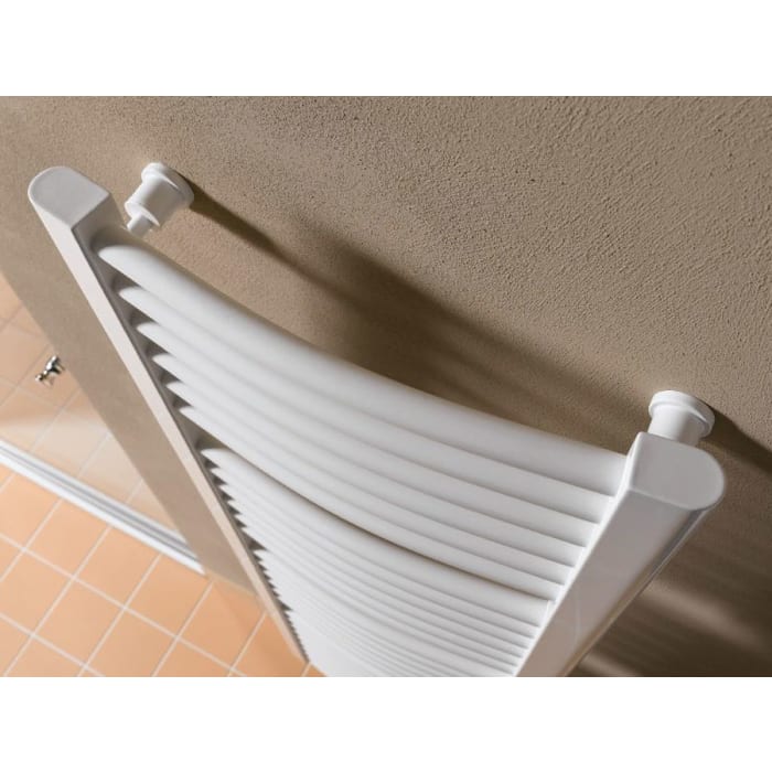 Kermi Basic R-E gebogen Badheizkörper 89,9 x 7,3 x 80,4 cm, mit Elektro-Set WRX links