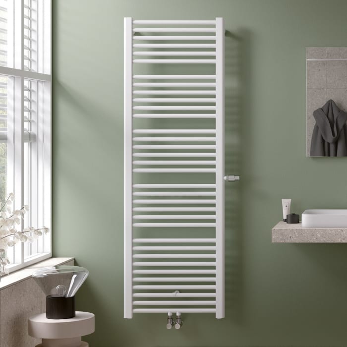 Kermi Basic plus Badheizkörper 59,9 x 3,5 x 80,4 cm, Thermostat rechts