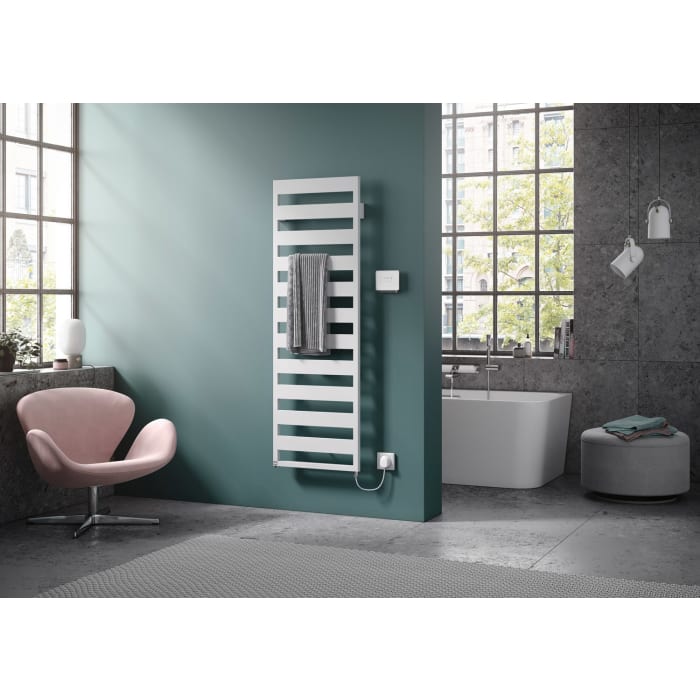 Kermi Casteo-E Badheizkörper 60 x 3 x 153,3 cm inkl. Elektro-Set WRX rechts