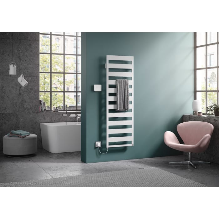 Kermi Casteo-E Badheizkörper 75 x 3 x 125,9 cm inkl. Elektro-Set WRX links