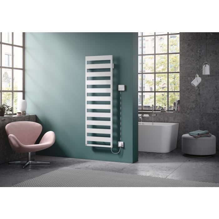 Kermi Casteo-E Badheizkörper 75 x 3 x 153,3 cm inkl. Elektro-Set WRS rechts