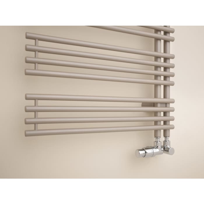 Kermi Diveo Badheizkörper 45 x 4,6 x 132 cm, Ausführung rechts mit seitlichem Anschluss