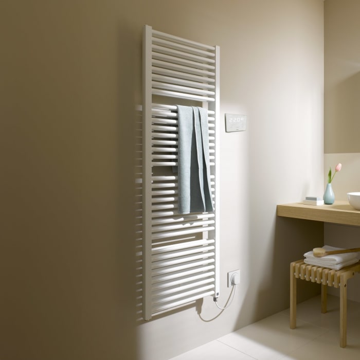 Kermi Duett-E Badheizkörper 63,4 x 7,4 x 179,6 cm inkl. Elektro-Set WRS rechts