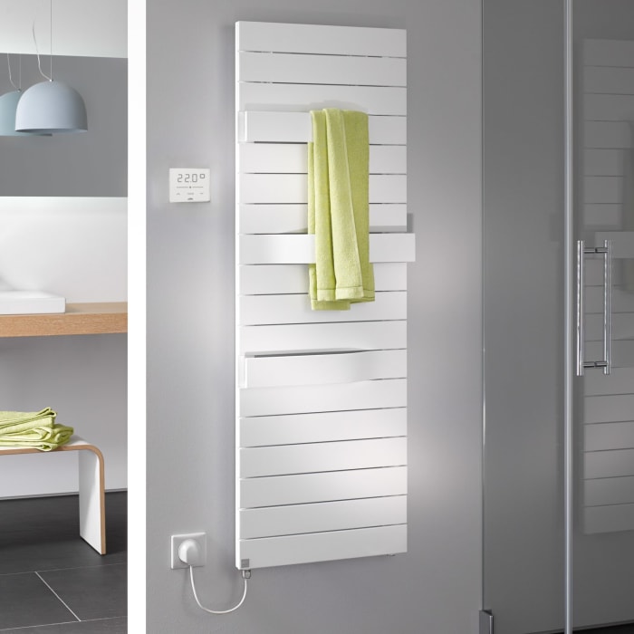 Kermi Tabeo-E Badheizkörper 50 x 10,1 x 119,7 cm inkl. Elektro-Set WRS links