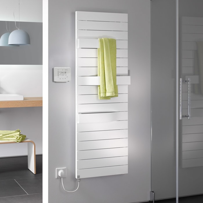 Kermi Tabeo-E Badheizkörper 75 x 10,1 x 175,7 cm inkl. Elektro-Set WRX links