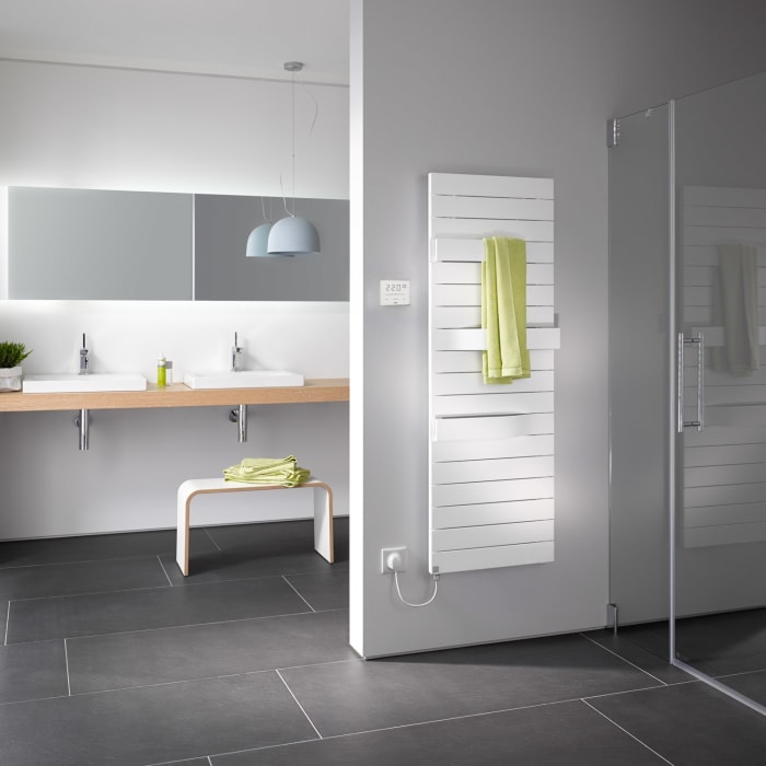 Kermi Tabeo-E Badheizkörper 75 x 10,1 x 175,7 cm inkl. Elektro-Set WRS links