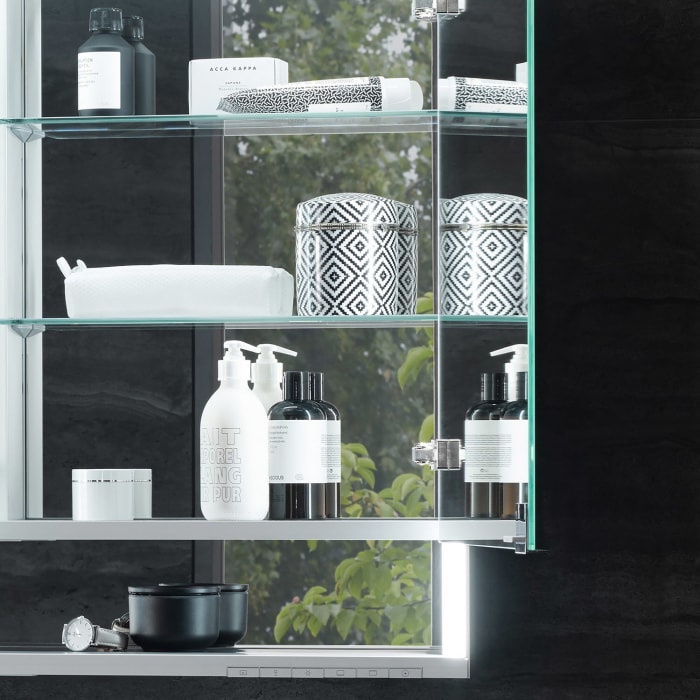 Keuco Royal Lumos Unterputz-Spiegelschrank 140 x 73,5 cm mit LED-Beleuchtung und Spiegelheizung, 3 Türen