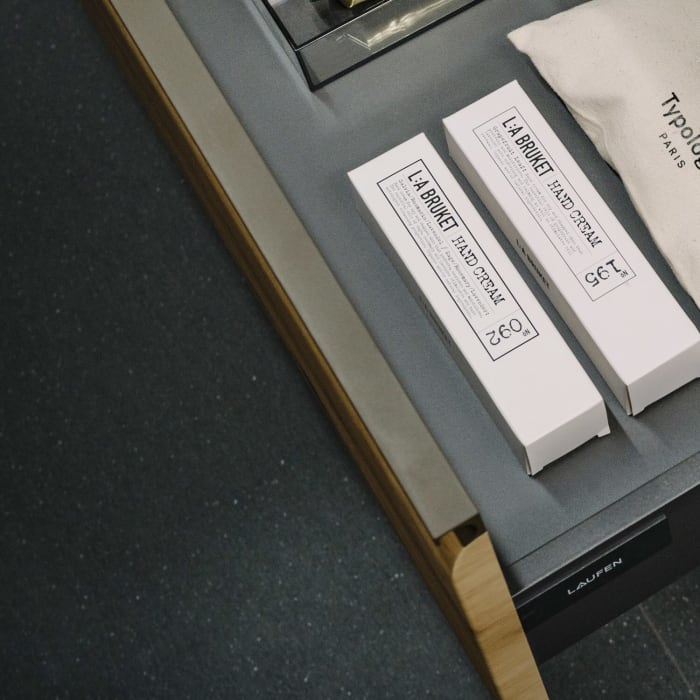 LAUFEN MEDA Waschtischunterschrank 77 cm mit 2 Auszügen