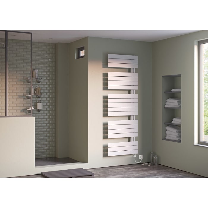 Plan Open E Badheizkörper 60 x 149,5 cm, rein elektrisch, Heizstab Typ 3, Öffnung links