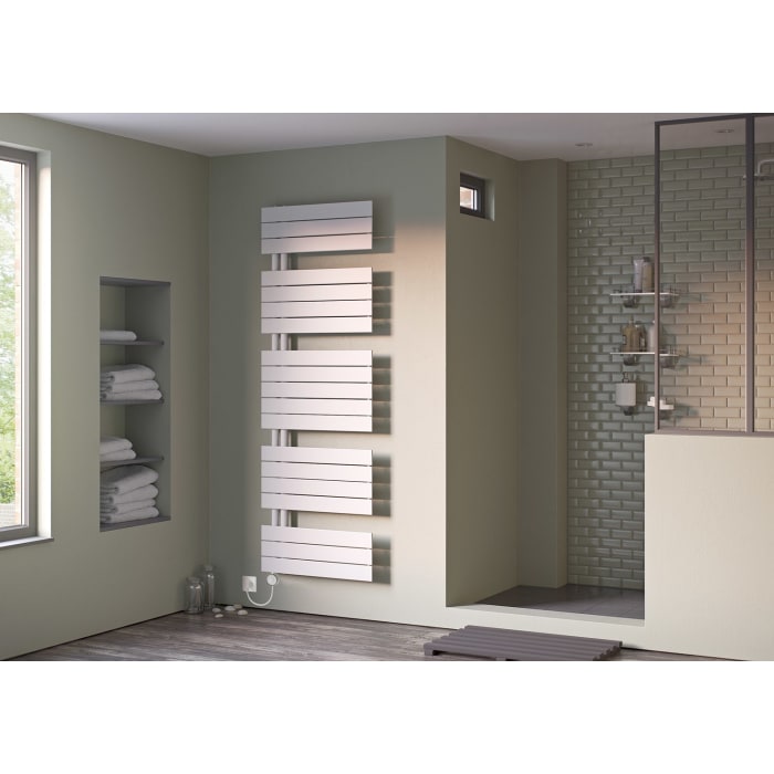 Plan Open E Badheizkörper 60 x 149,5 cm, rein elektrisch, Heizstab Typ 3, Öffnung rechts