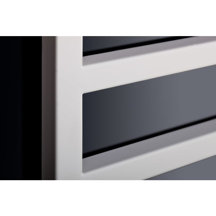 Quara E Badheizkörper 50 x 123 cm, rein elektrisch, Heizstab Typ 4 rechts mit Fernbedienung